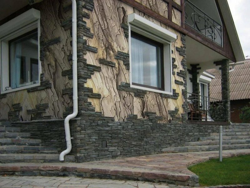 Отделка фасада искусственным камнем