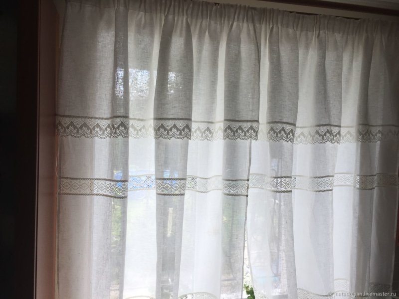 Льняные шторы с кружевом