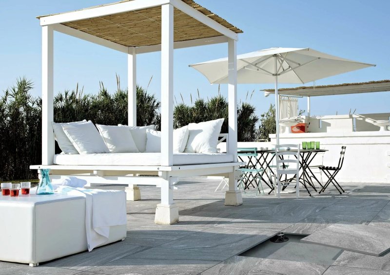 Outdoor patio