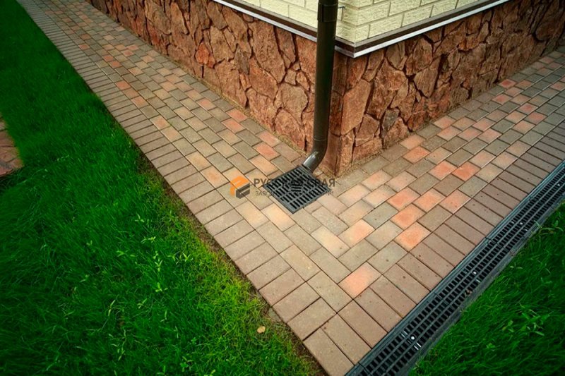 Отмостка бехатон