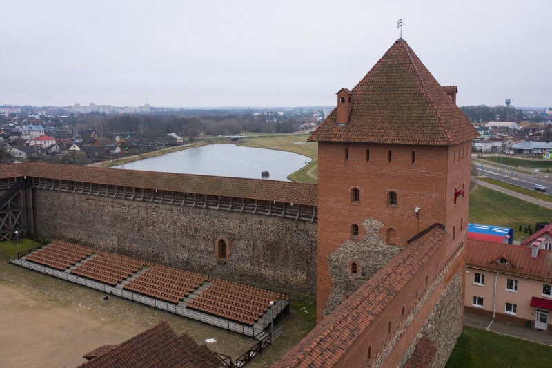 Лидский замок беларусь