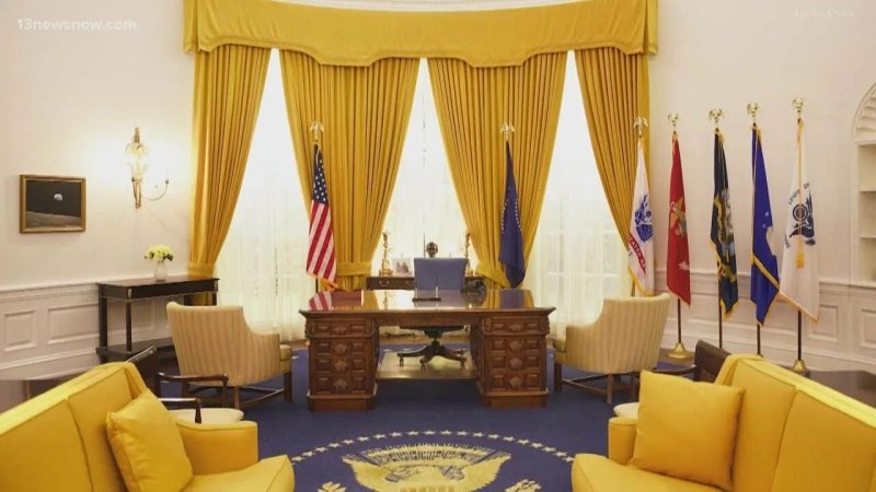 Овальный кабинет президента сша
