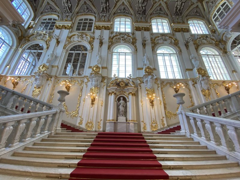 Эрмитаж иорданская лестница
