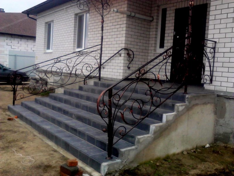 Поручни для крыльца