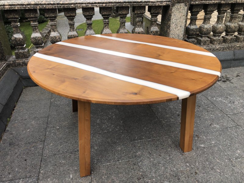 Стол lakri round table