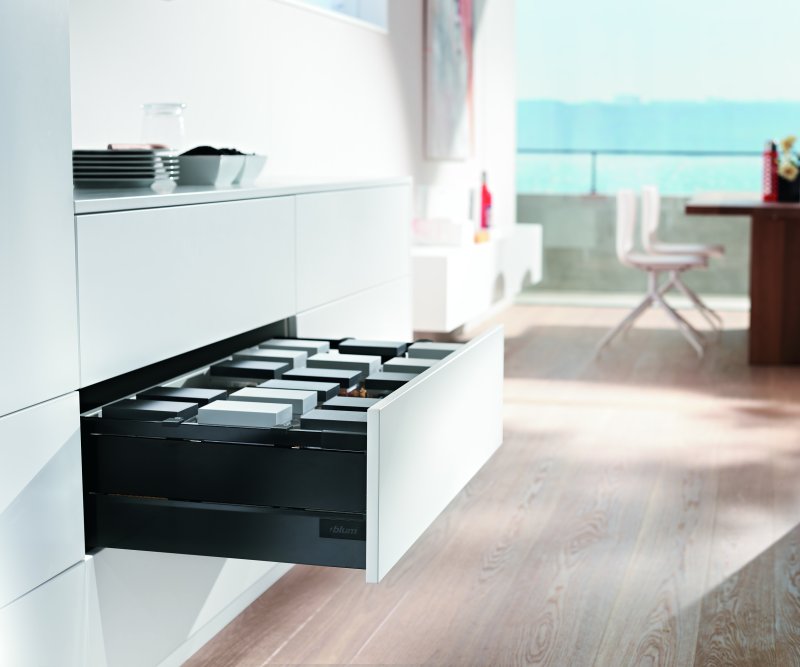 Выдвижной ящик blum tandembox antaro