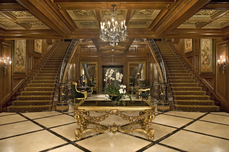 Luxury antonovich design лестница