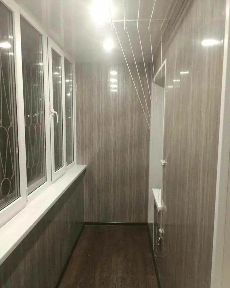 Отделка балкона внутри пластиковыми панелями