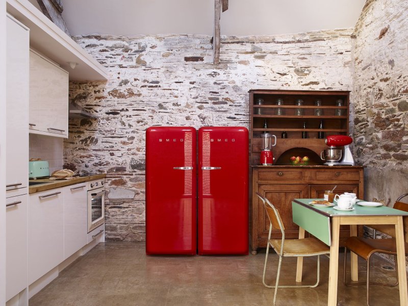 Холодильник smeg в интерьере