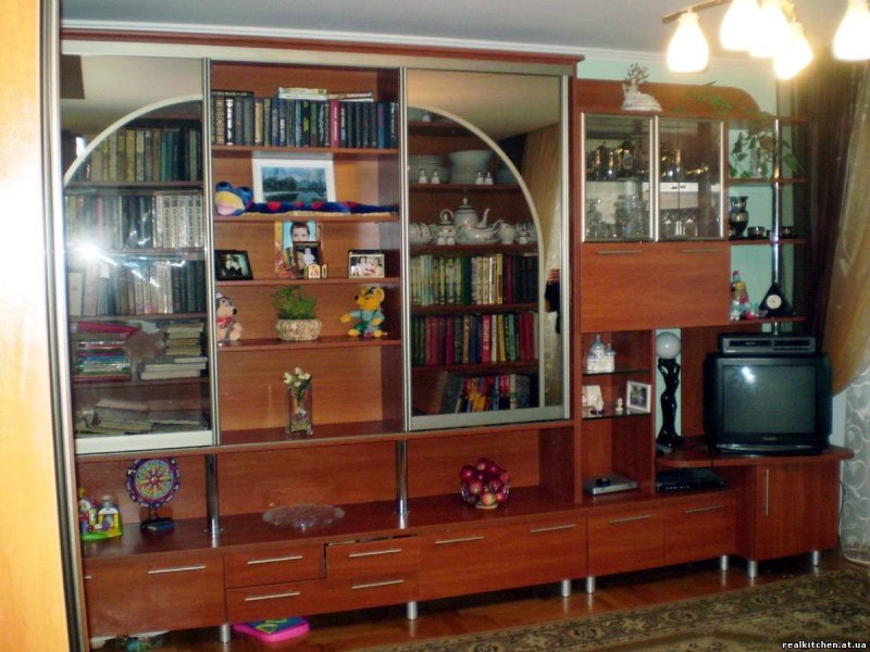 Советские стенки для гостиной