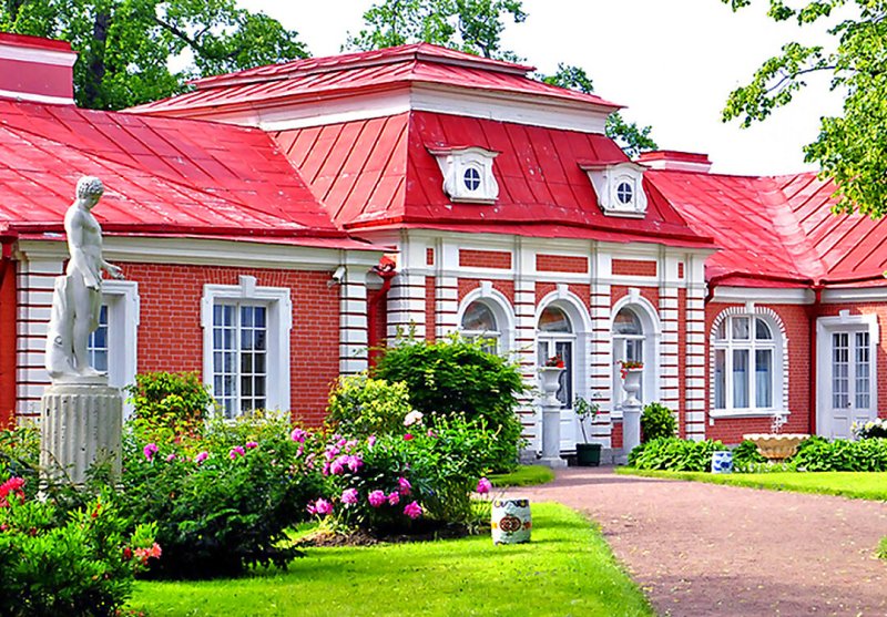 Дворец монплезир в петергофе