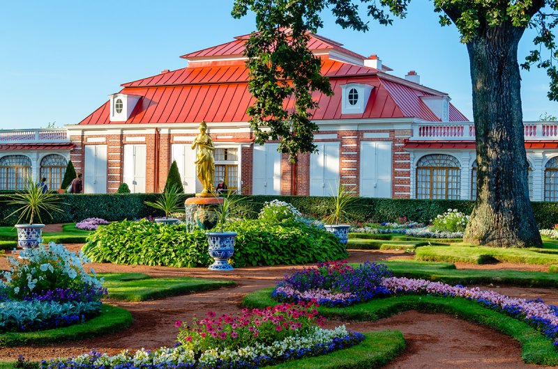 Петергоф дворец монплезир летом