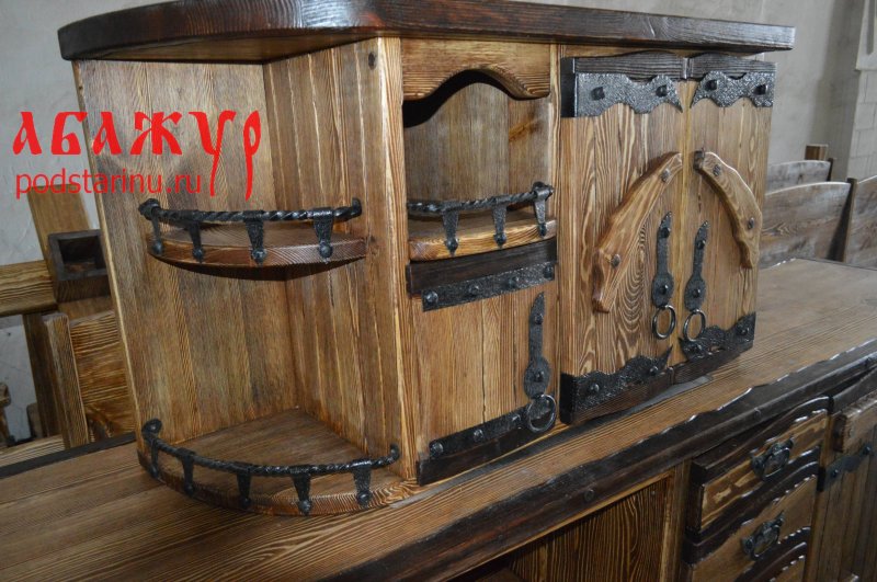 Кухня из дерева под старину
