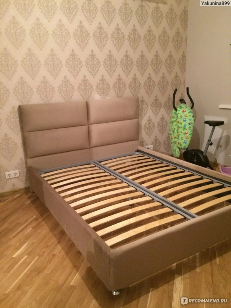 Кровати