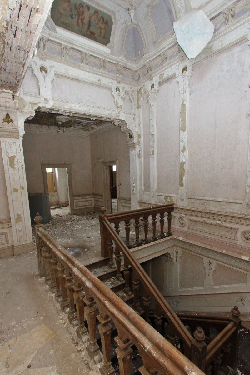 Заброшенные особняки