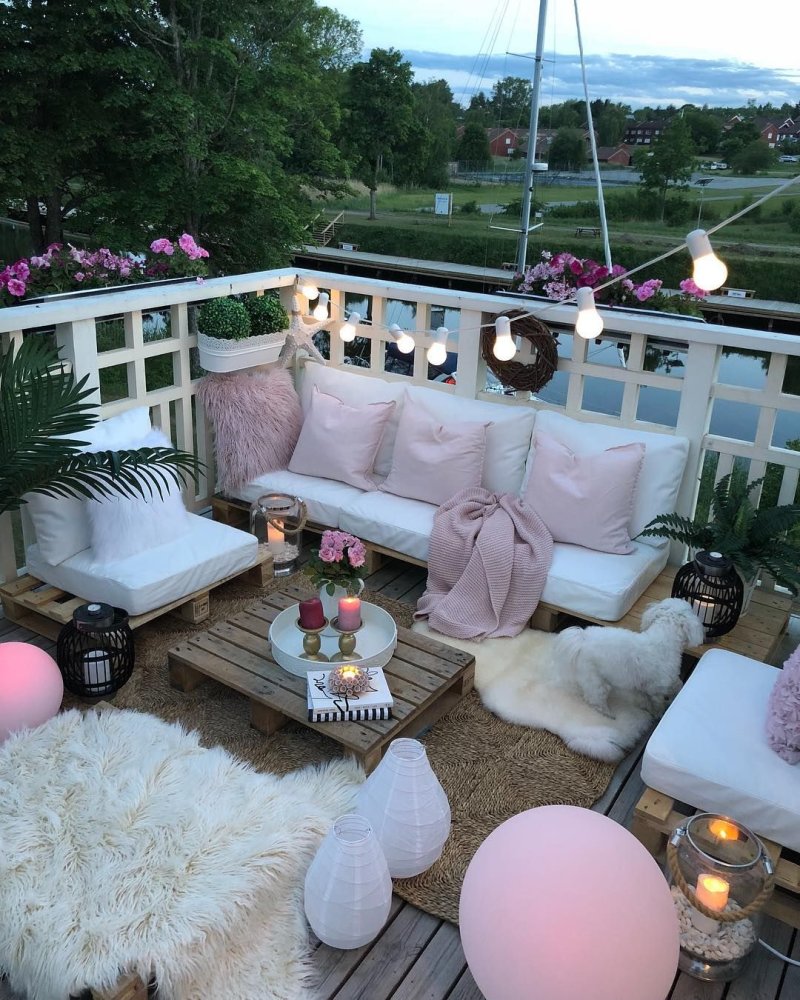 Balkon dekorasyonu