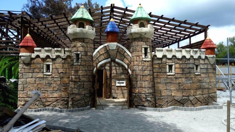 Детская площадка замок