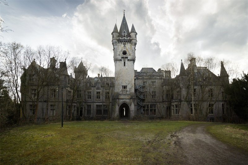 Заброшенный замок chateau de noisy бельгия