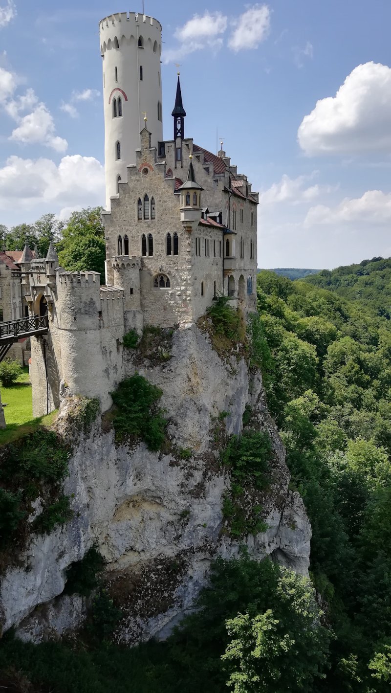 Замок лихтенштейн schloss lichtenstein