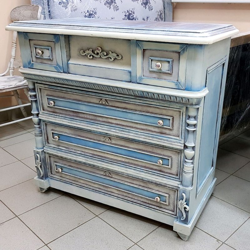 Реставрированный комод