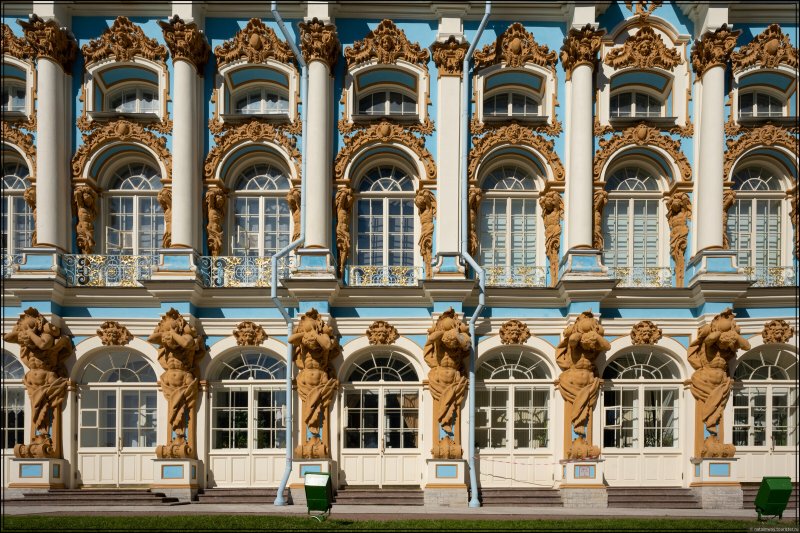 Екатерининский дворец атланты санкт-петербург