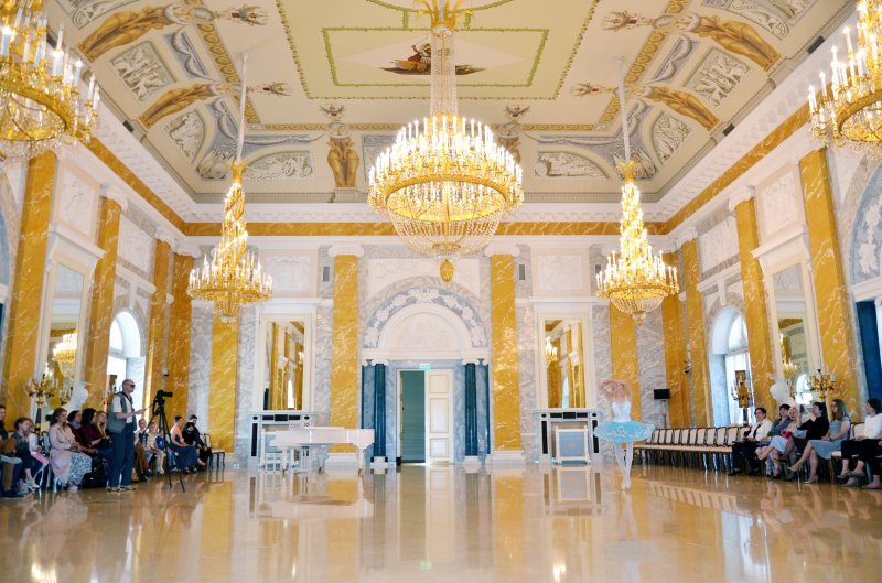 Константиновский дворец санкт петербург