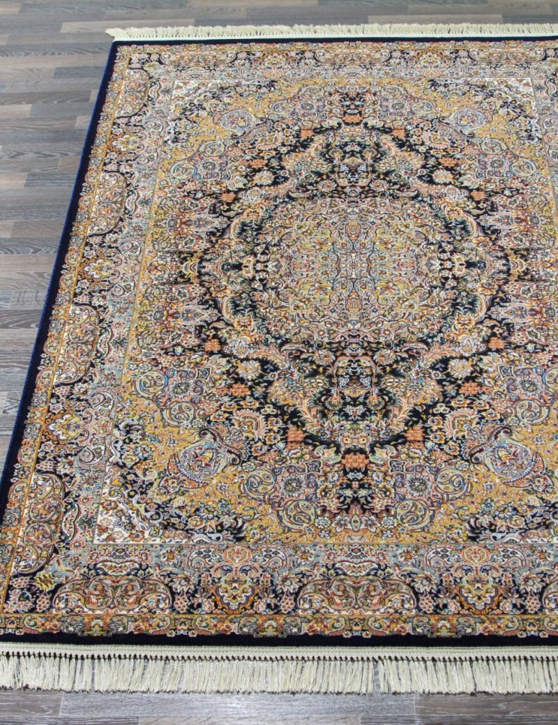 Иранский ковер shiraz