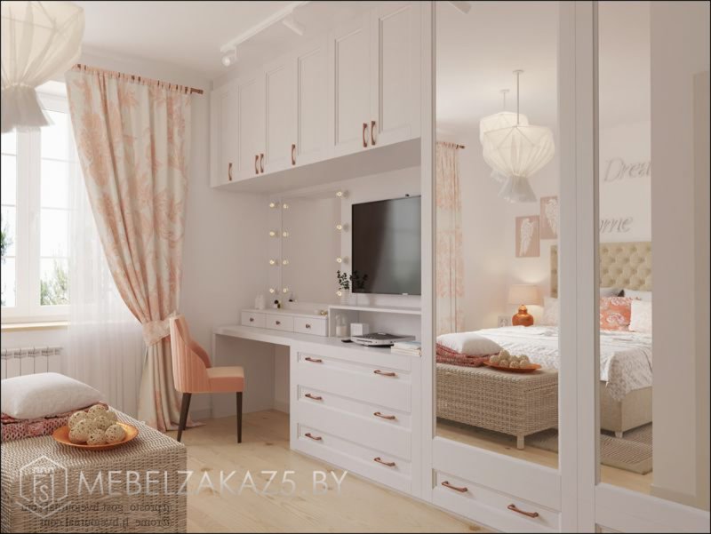 Спальня с туалетным столиком