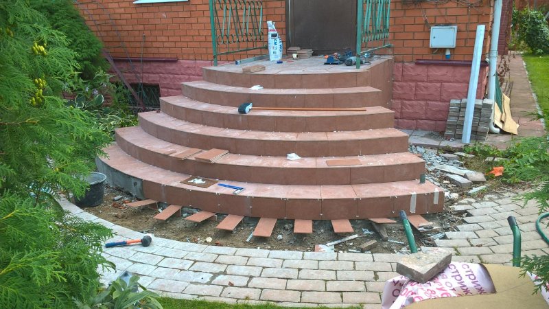 Полукруглые ступени для крыльца