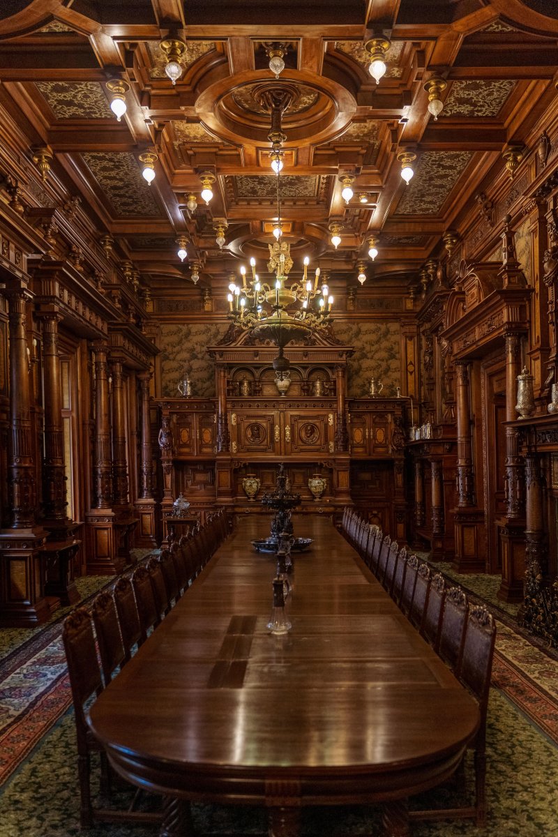 Замок пелеш румыния