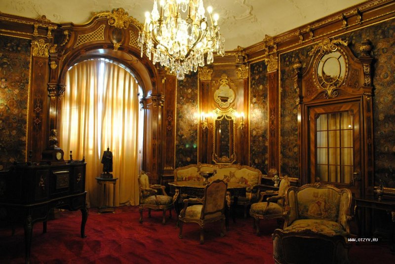 Румынский замок пелеш