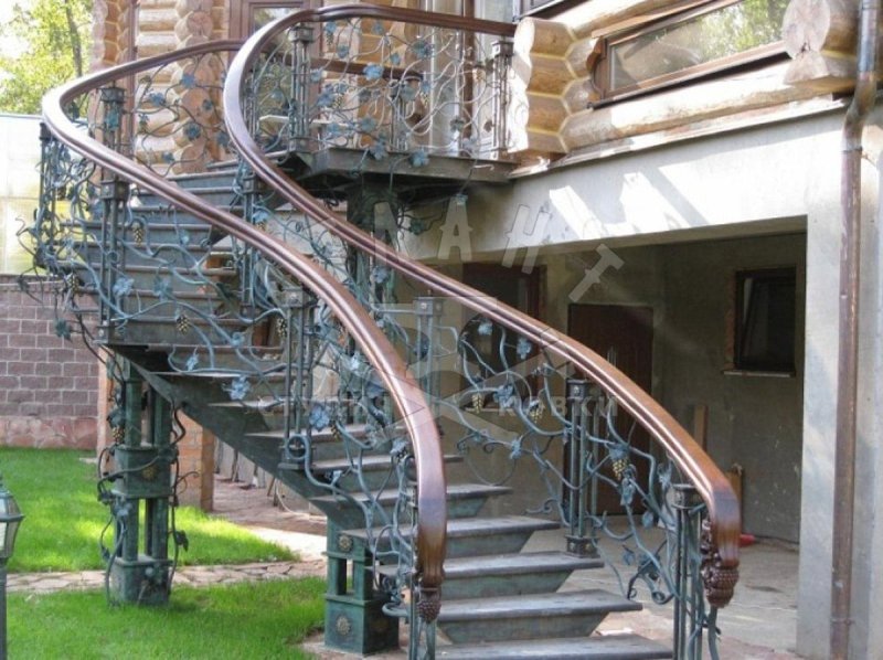 Наружная лестница