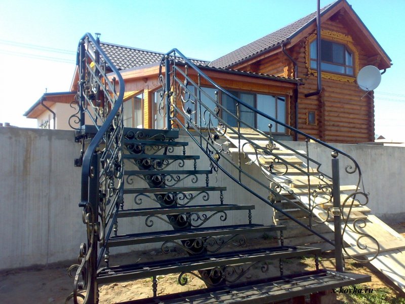 Наружная лестница