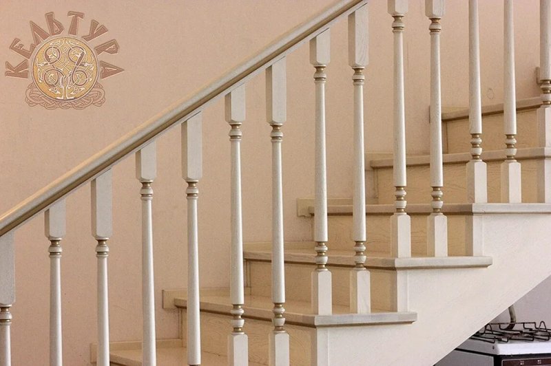 Балясина для лестницы из дерева