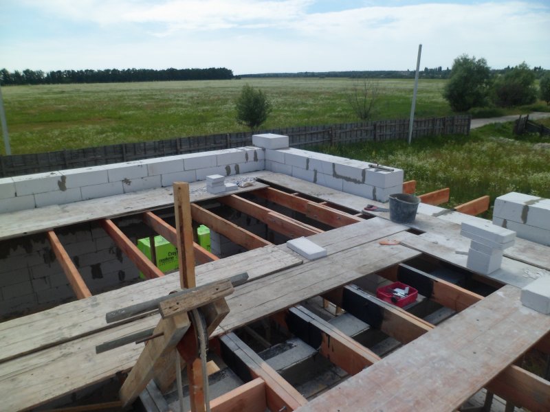 Перекрытие в доме из газобетона