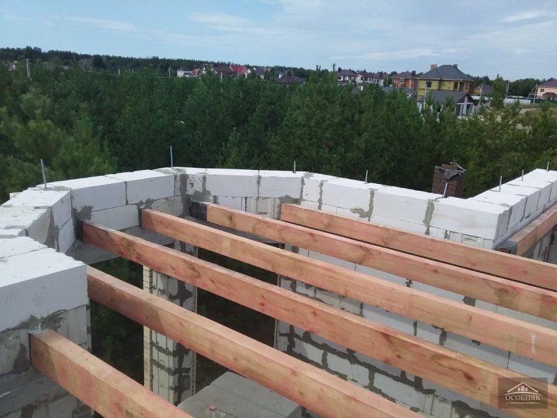 Балки перекрытия в доме из газобетона