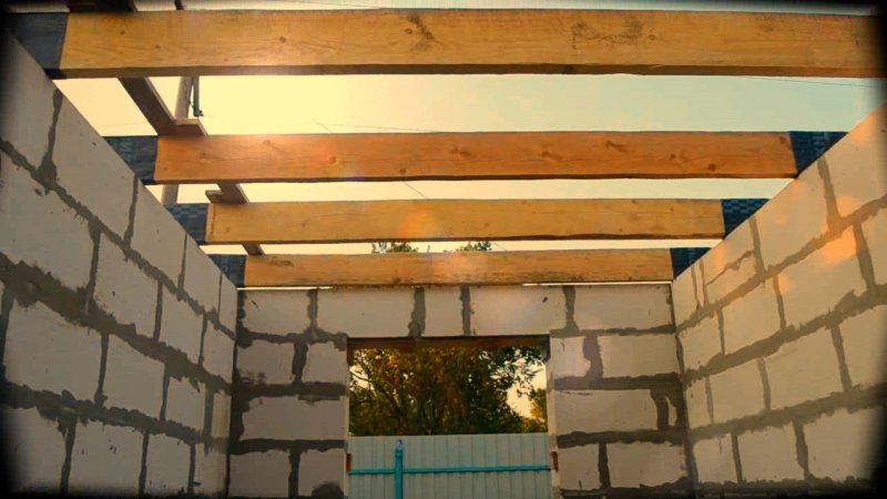 Деревянное перекрытие в доме из газобетона