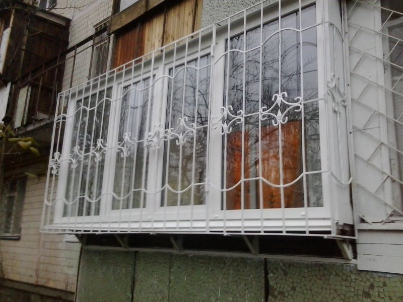 Решетка на балкон