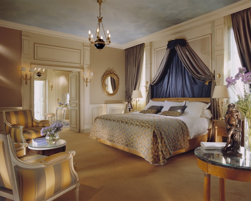 Отель le meurice