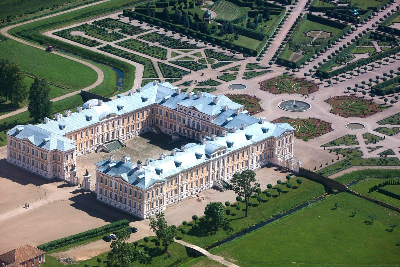 Рундальский дворец латвия