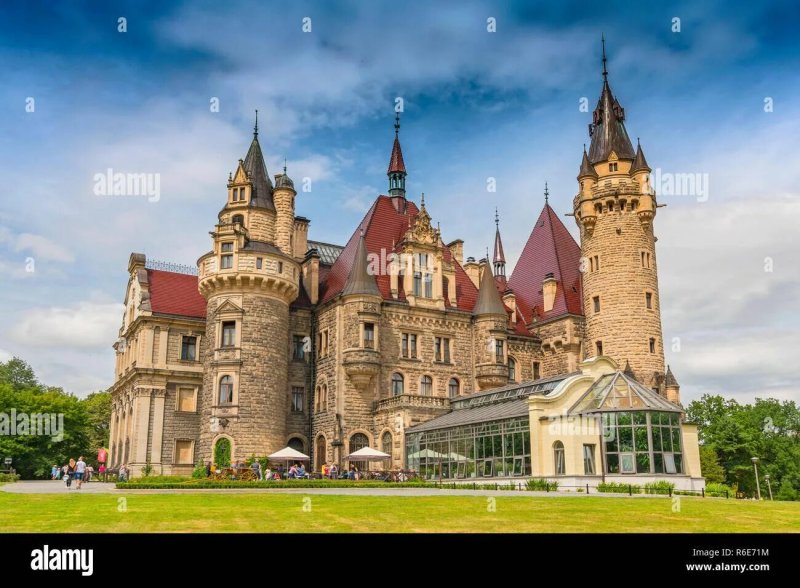 Замок castle moszna