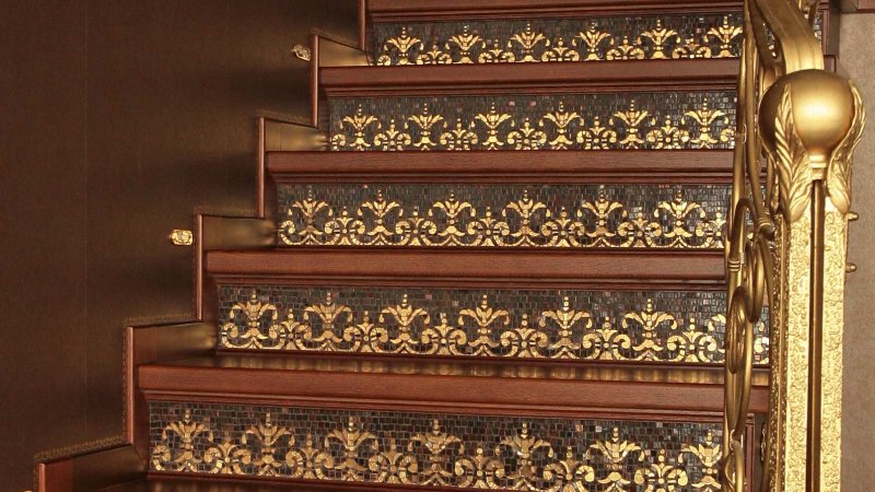 Ступени подступенки для лестницы