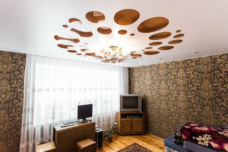 Натяжные потолки с рисунком для зала