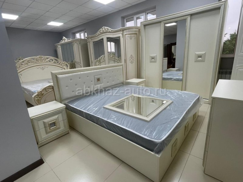 Фабрика эра спальня афина
