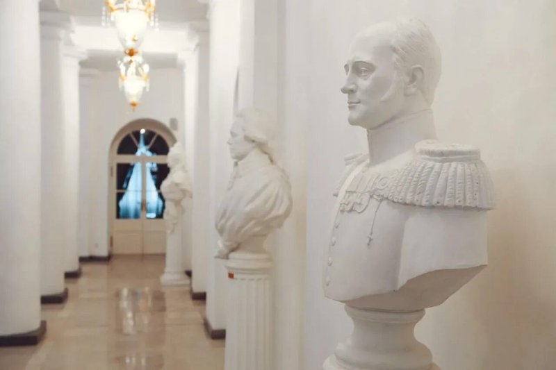 Петровский путевой дворец гостиница