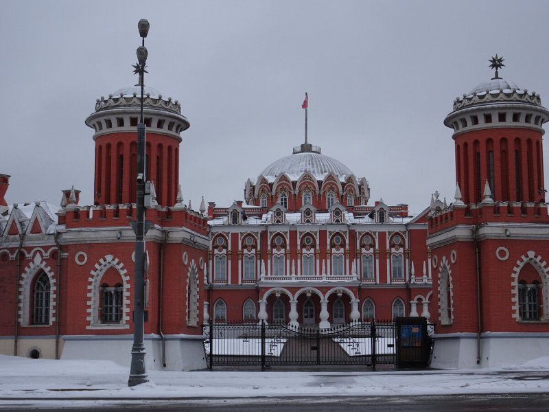 Казаков петровский подъездной дворец москва