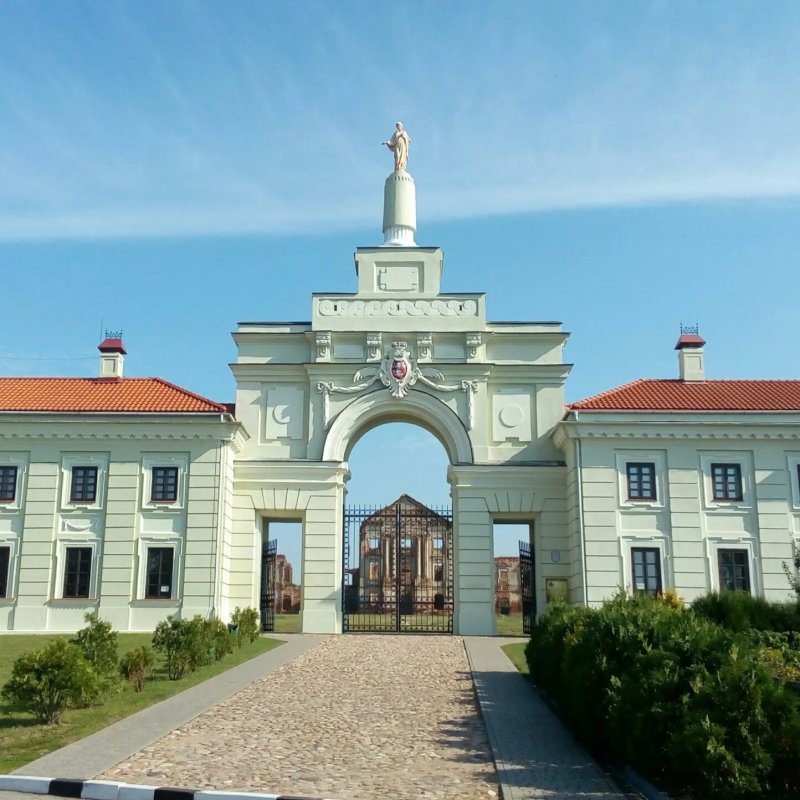 Дворцовый комплекс сапег в ружанах беларусь