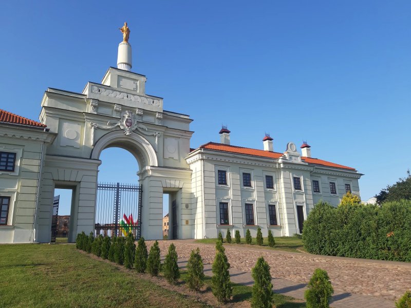 Дворцовый комплекс сапег в ружанах беларусь