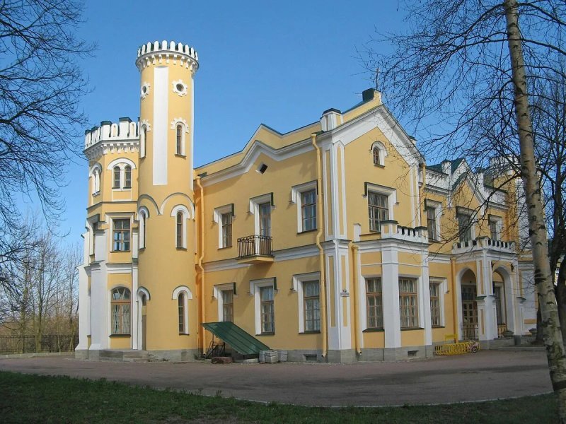Львовский дворец в стрельне