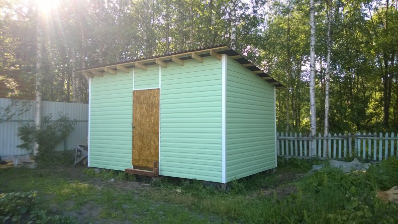 Обшить хозблок